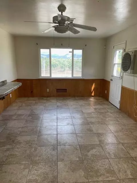 Dining - 19774 Road 256, Strathmore, CA 93267 photo 1 of 1