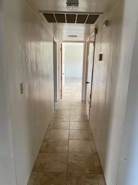 Entry Way - 19774 Road 256, Strathmore, CA 93267 photo 2 of 3