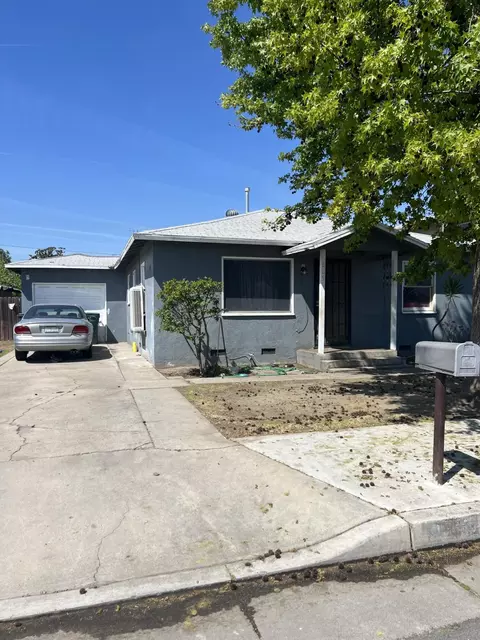 845 N I St, Tulare, CA 93274