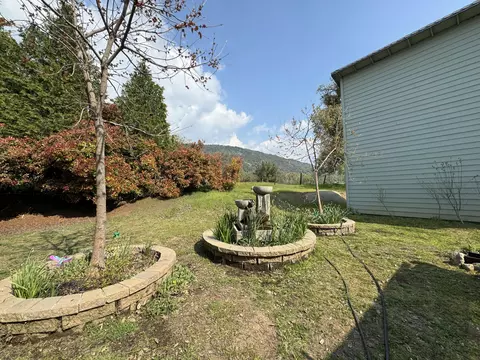 Exterior - 51870 Eshom Valley Dr, Badger, CA 93603 photo 56 of 66