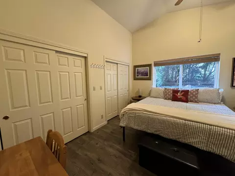 Bedroom - 51870 Eshom Valley Dr, Badger, CA 93603 photo 8 of 8