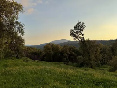 View/Area - 51870 Eshom Valley Dr, Badger, CA 93603 photo 19 of 44