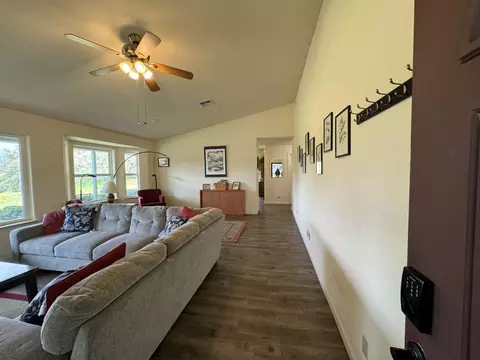 Living - 51870 Eshom Valley Dr, Badger, CA 93603 photo 1 of 6