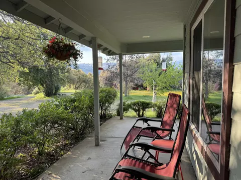 Exterior - 51870 Eshom Valley Dr, Badger, CA 93603 photo 8 of 66