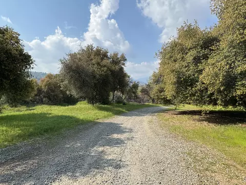 Exterior - 51870 Eshom Valley Dr, Badger, CA 93603 photo 47 of 66