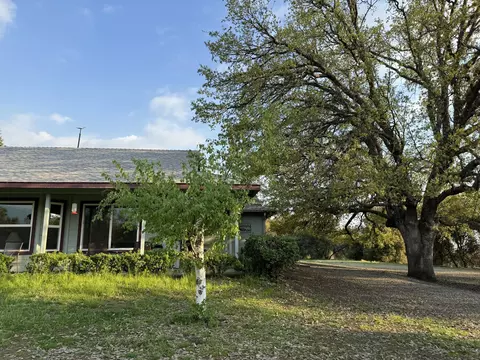 Exterior - 51870 Eshom Valley Dr, Badger, CA 93603 photo 26 of 66