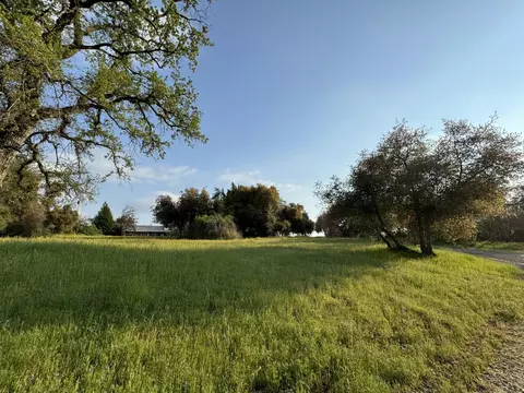 Exterior - 51870 Eshom Valley Dr, Badger, CA 93603 photo 30 of 66
