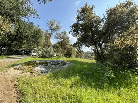 Exterior - 51870 Eshom Valley Dr, Badger, CA 93603 photo 45 of 66