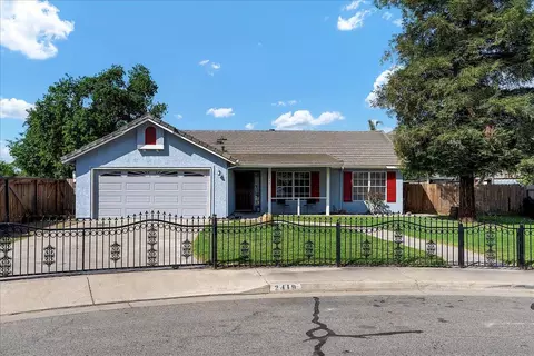 2419 N Encina Ct, Visalia, CA 93291