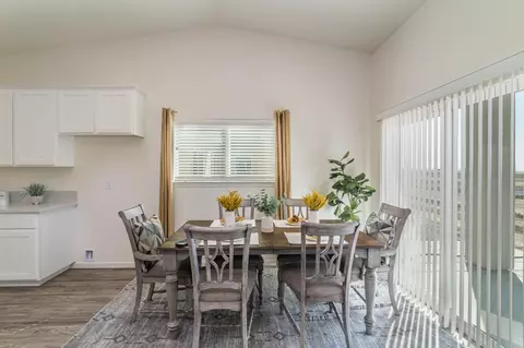 1108 E Kern St, Avenal, CA 93204 photo 9