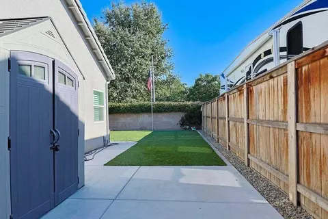 2937 E Beech Ct, Visalia, CA 93292 photo 44