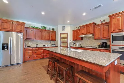 2937 E Beech Ct, Visalia, CA 93292 photo 34