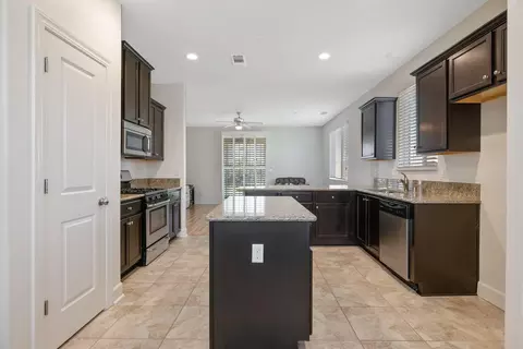 Kitchen - 3020 Rudder Ave, Tulare, CA 93274 photo 1 of 5