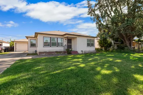 217 W Feemster Ave, Visalia, CA 93277