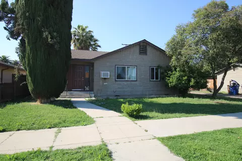 2153 11th St, Reedley, CA 93654