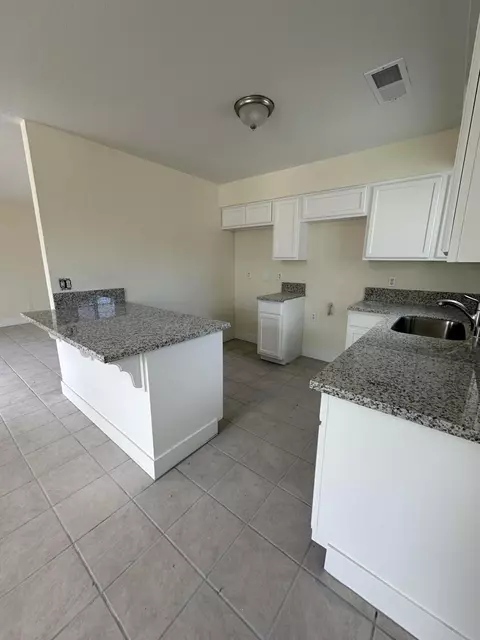 502 Village Ave, Exeter, CA 93221 photo 13