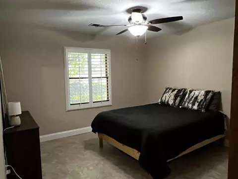 Bedroom - 3142 E Grove Ave, Visalia, CA 93292 photo 3 of 5