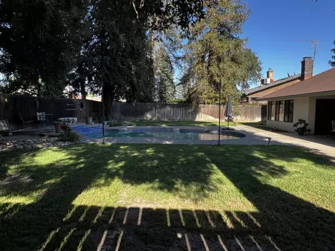 Exterior - 3142 E Grove Ave, Visalia, CA 93292 photo 7 of 17