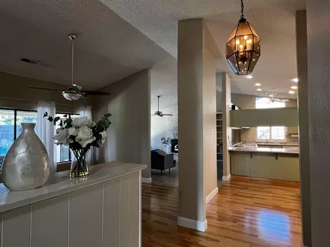 Entry Way - 3142 E Grove Ave, Visalia, CA 93292 photo 1 of 1