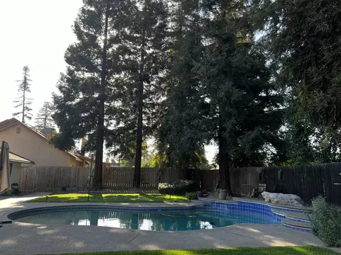 Exterior - 3142 E Grove Ave, Visalia, CA 93292 photo 12 of 17