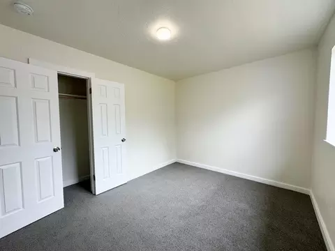 604 S Elm Rd, Earlimart, CA 93219 photo 14
