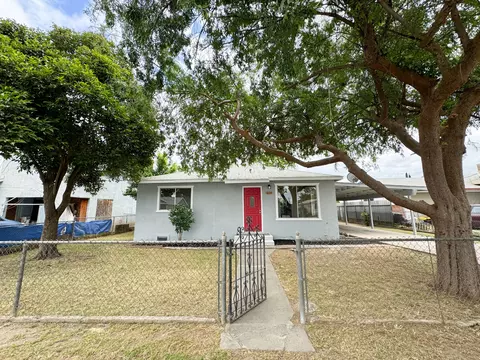 604 S Elm Rd, Earlimart, CA 93219 photo 3