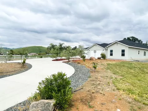30885 Angus Loop Dr, Springville, CA 93265 photo 19
