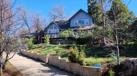1284 Bourbon, Springville, CA 93265