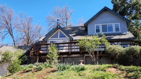 Exterior - 1284 Bourbon, Springville, CA 93265 photo 1 of 19