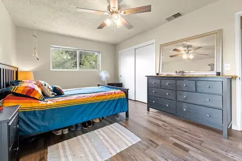 Bedroom - 43831 Skyline Dr, Three Rivers, CA 93271 photo 2 of 5
