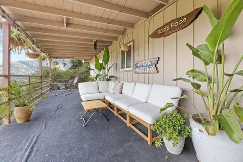 Exterior - 43831 Skyline Dr, Three Rivers, CA 93271 photo 3 of 6