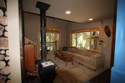 599 Trails End, Springville, CA 93265 photo 9