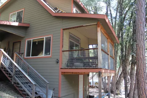 599 Trails End, Springville, CA 93265 photo 3