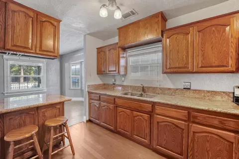 316 W Visalia Rd, Exeter, CA 93221 photo 10