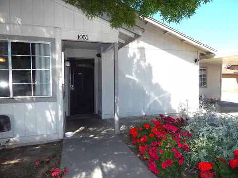 1051 Village Dr, Corcoran, CA 93212
