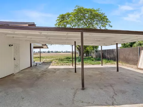 6241 N Locan Ave, Clovis, CA 93619 photo 51