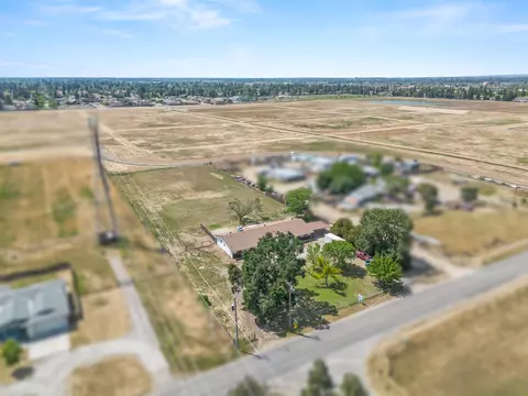 6241 N Locan Ave, Clovis, CA 93619 photo 45