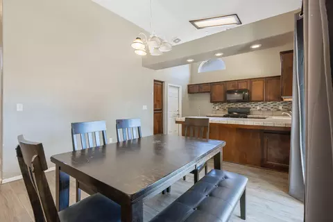 7495 Bailey Ave, Visalia, CA 93291 photo 16