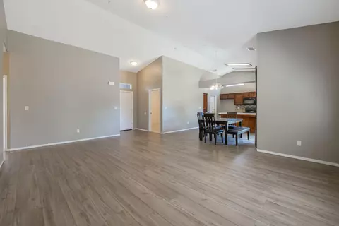 7495 Bailey Ave, Visalia, CA 93291 photo 13