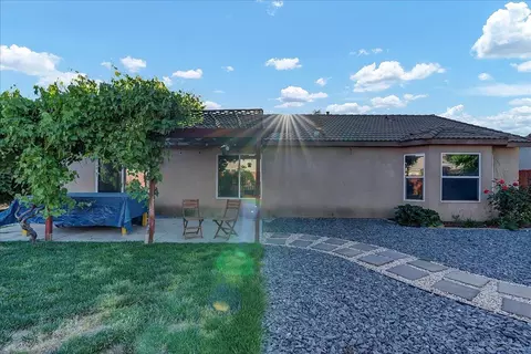 732 Crescent Ct, Lemoore, CA 93245 photo 39