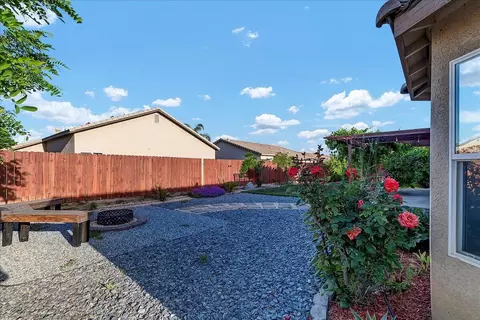 732 Crescent Ct, Lemoore, CA 93245 photo 37