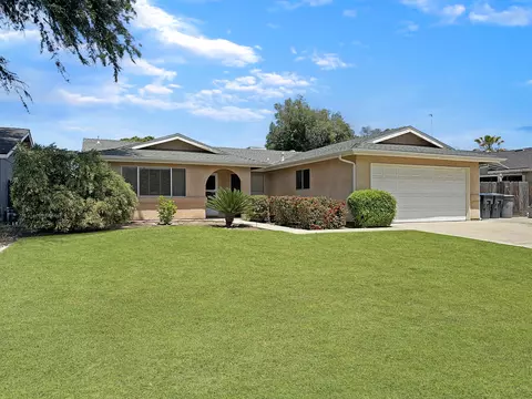 5128 W Heritage Ave, Visalia, CA 93277