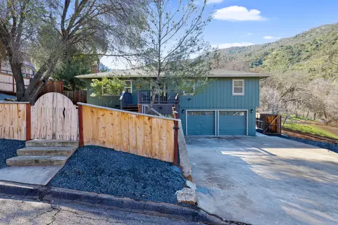 40987 Oak Ridge Dr, Three Rivers, CA 93271
