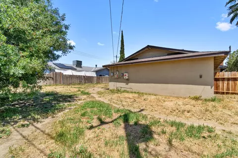 1125 E Malone St, Hanford, CA 93230 photo 23