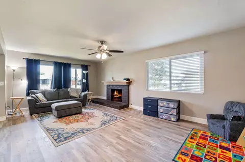 1125 E Malone St, Hanford, CA 93230 photo 7