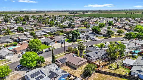 1125 E Malone St, Hanford, CA 93230 photo 27