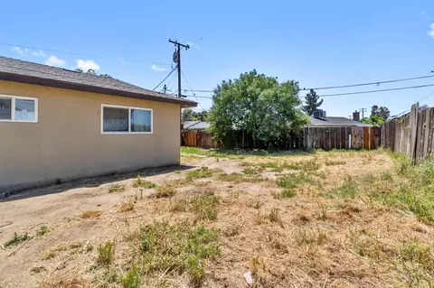 1125 E Malone St, Hanford, CA 93230 photo 21