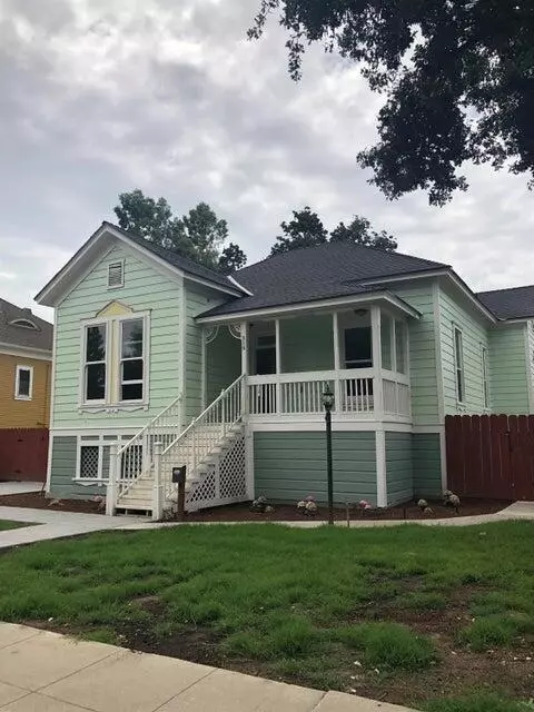 519 N Locust St, Visalia, CA 93291