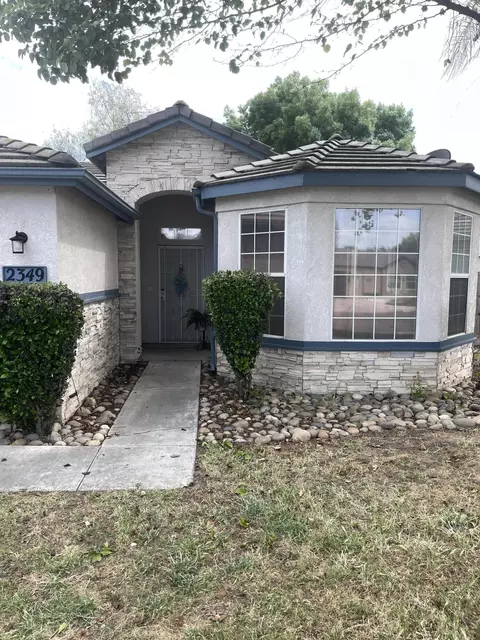 2349 W Delta Ave, Visalia, CA 93291