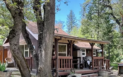 340 Cedar Brook Trl, California Hot Springs, CA 93207